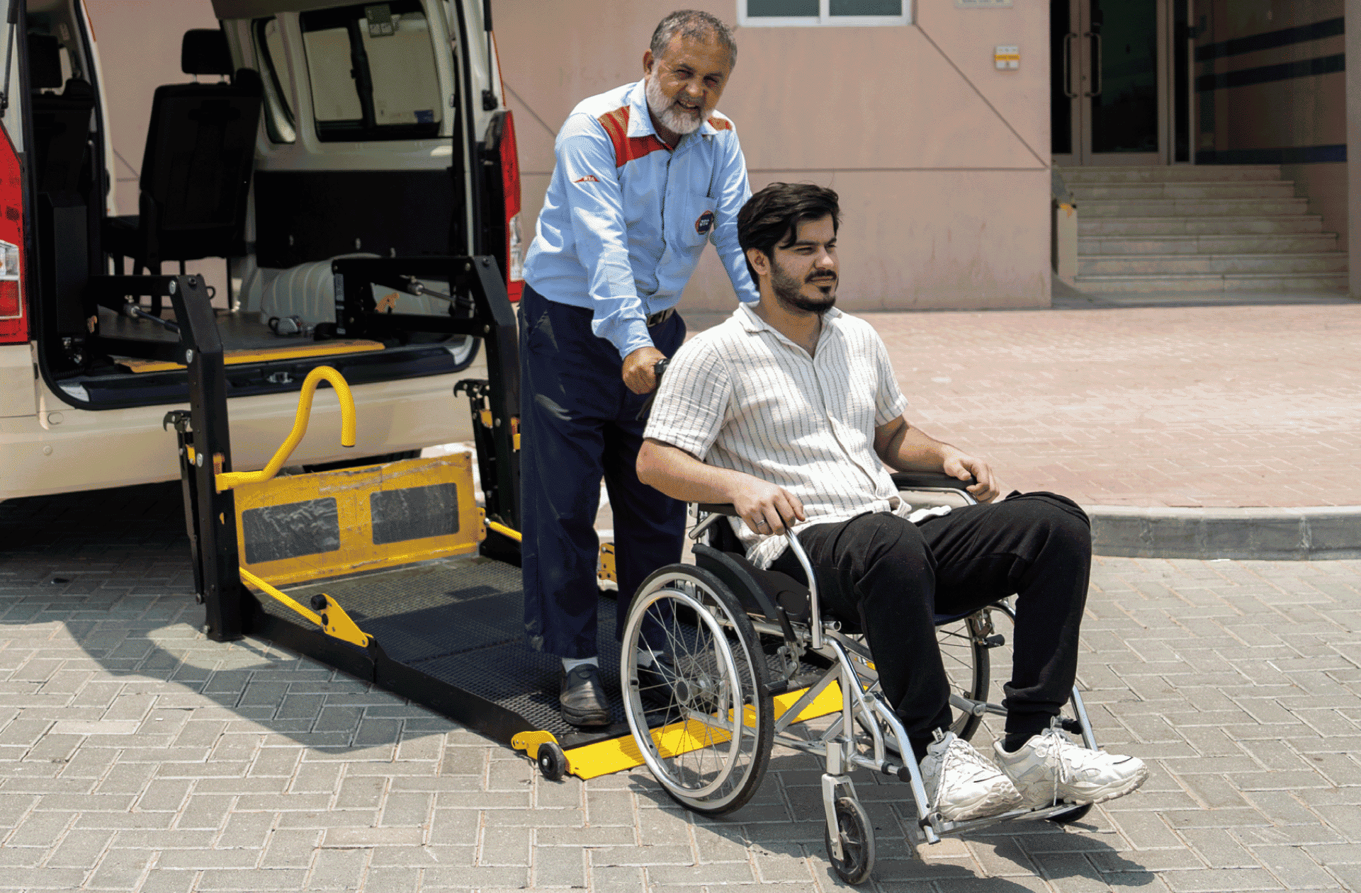 خدمة أصحاب الهمم 